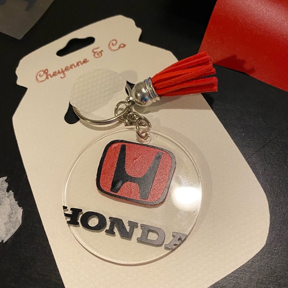 Custom keychains - Picture 3 of 13